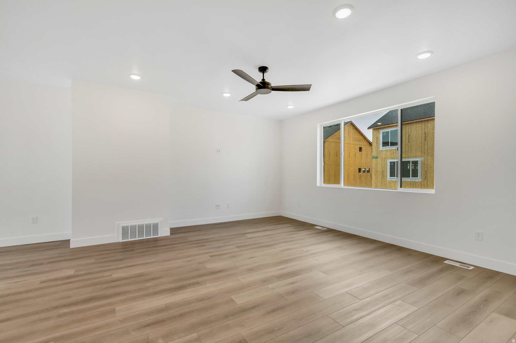 TOWNS AT BRYLEE FARMS - Residential