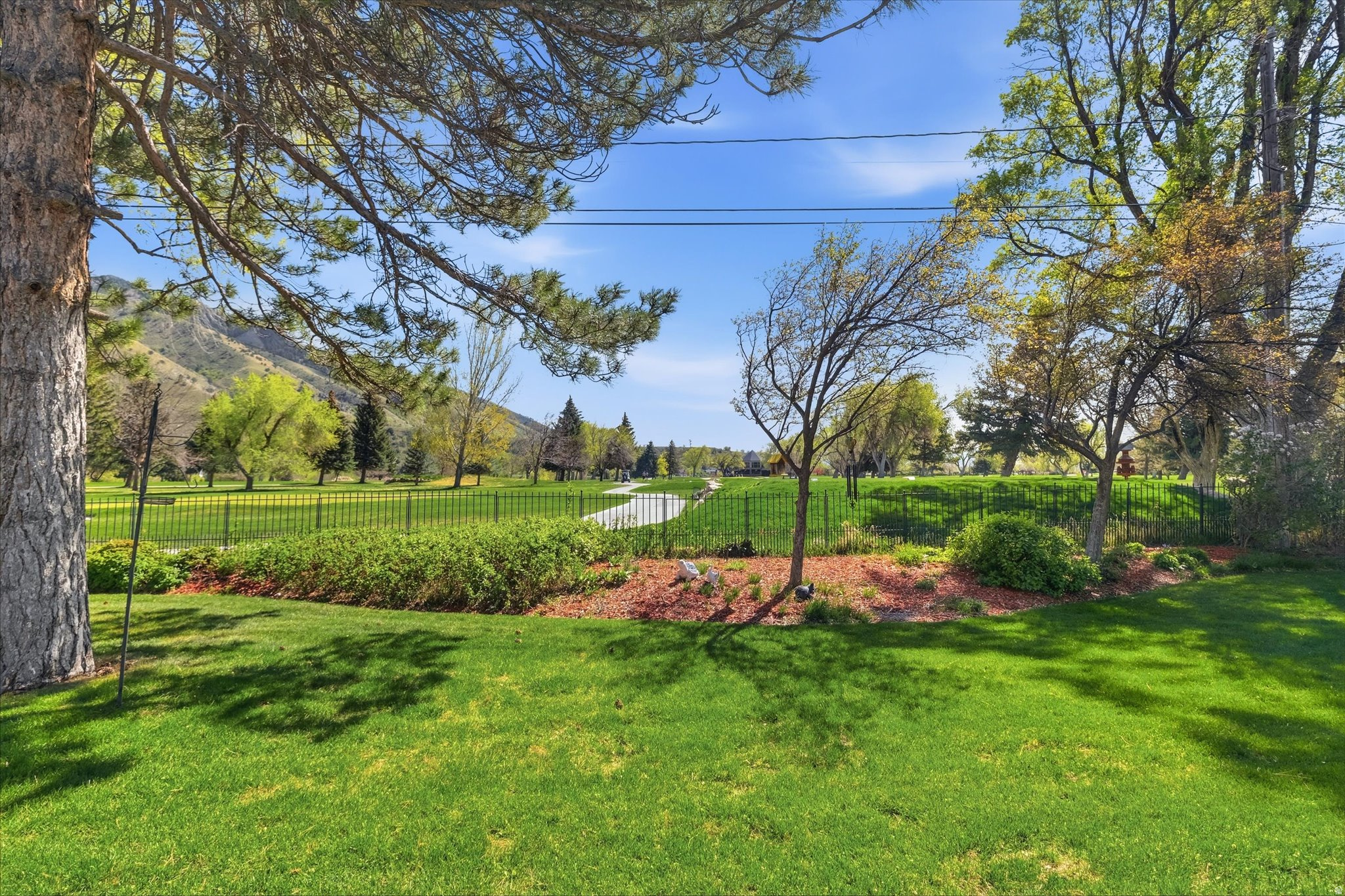 SUNSET VISTA PARK - Residential