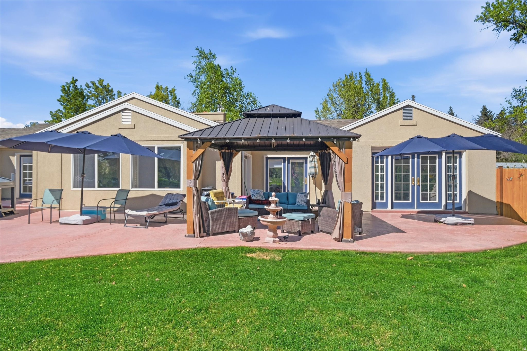 SUNSET VISTA PARK - Residential