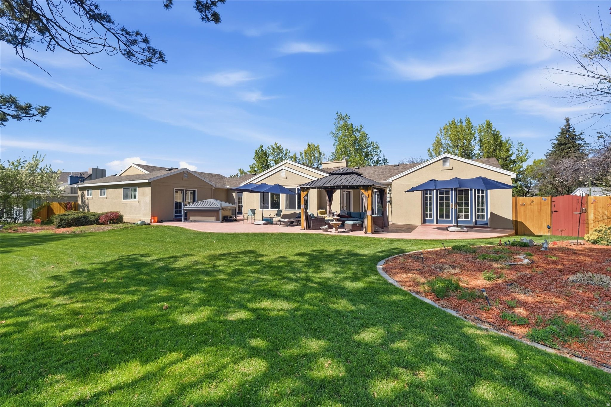 SUNSET VISTA PARK - Residential