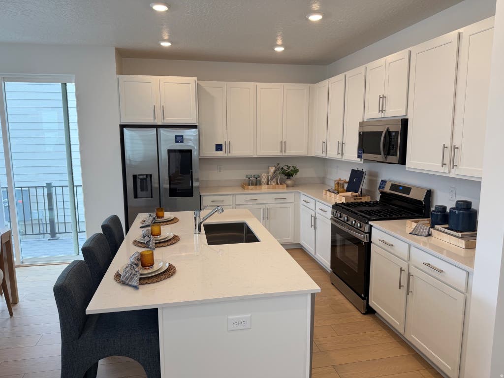 Photo of 1545 S 920 W #129, Clearfield, UT 84015 (MLS # 2169285)