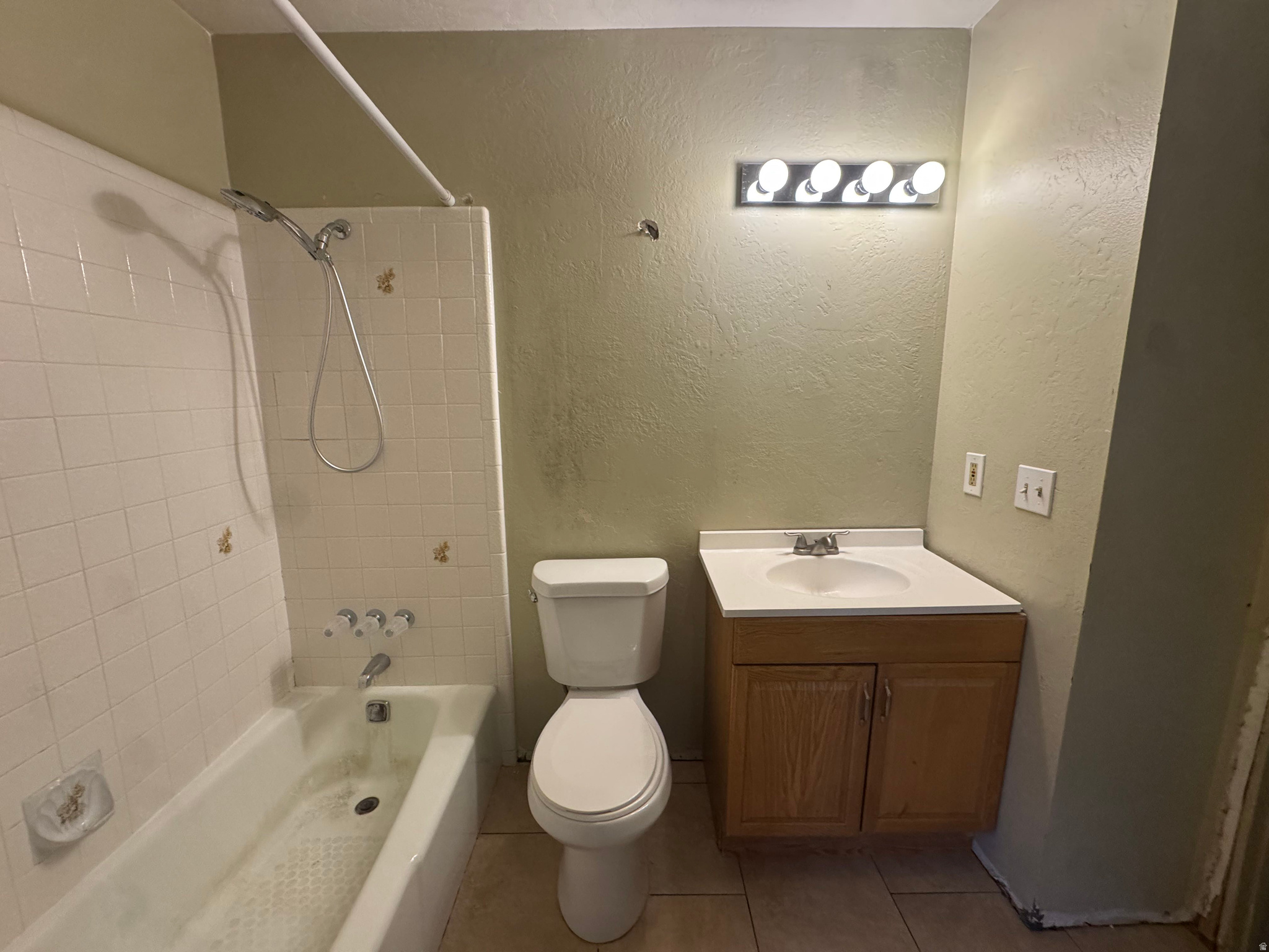 OQUIRRH SHADOWS - Residential