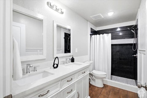 Tiny photo for 1105 W 250 N, Clearfield, UT 84015 (MLS # 2187577)