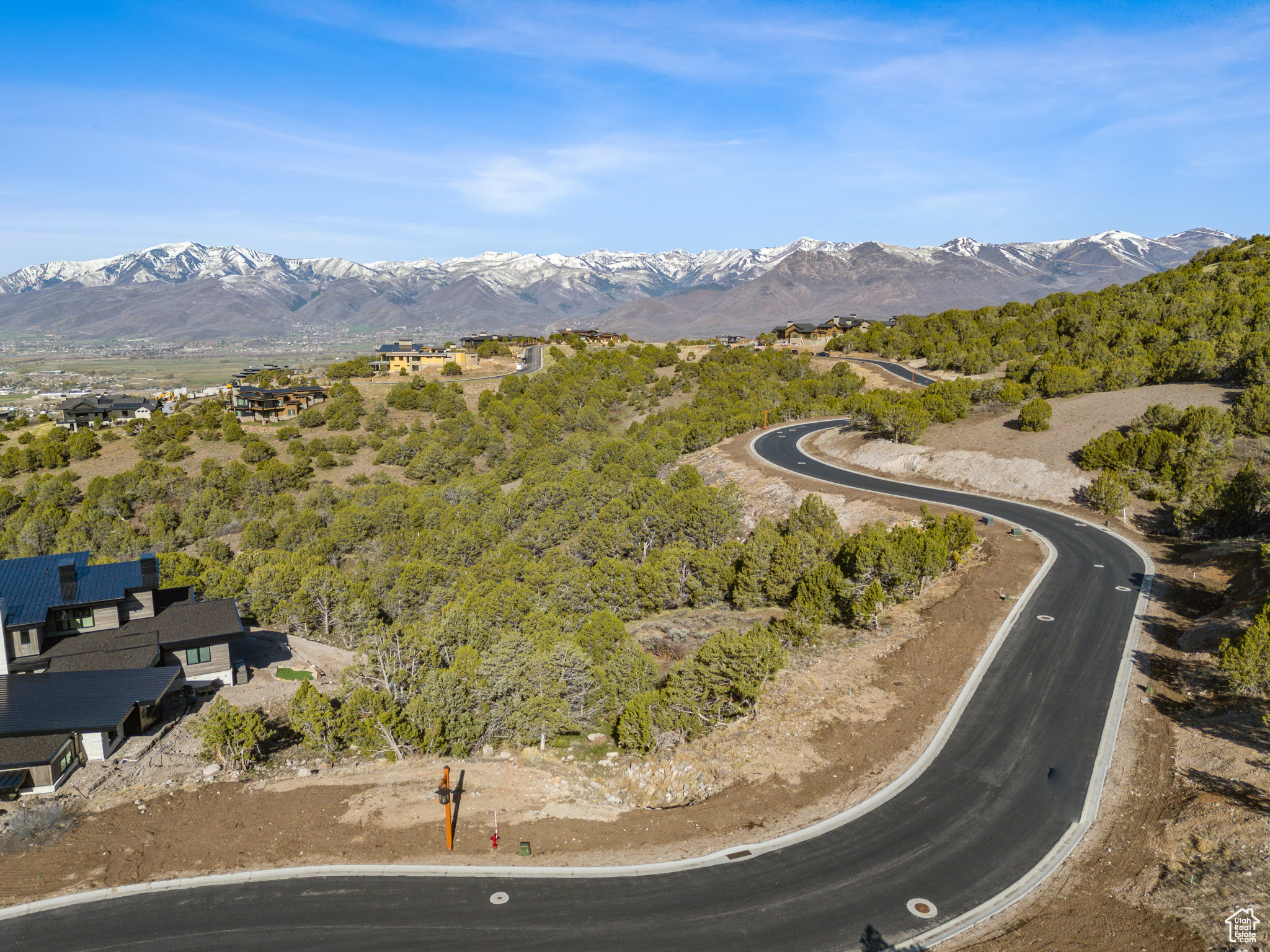RED LEDGES - Land