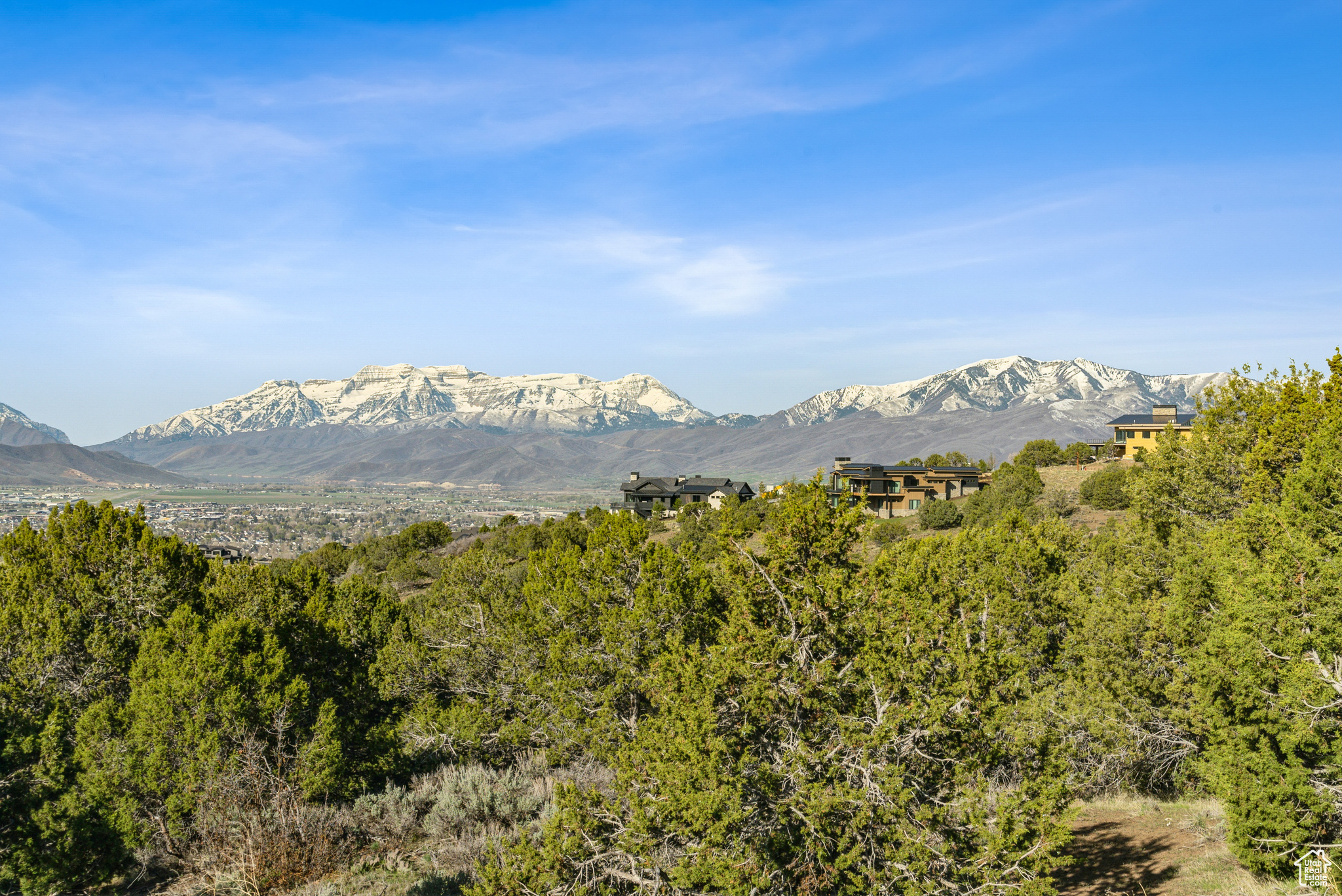RED LEDGES - Land