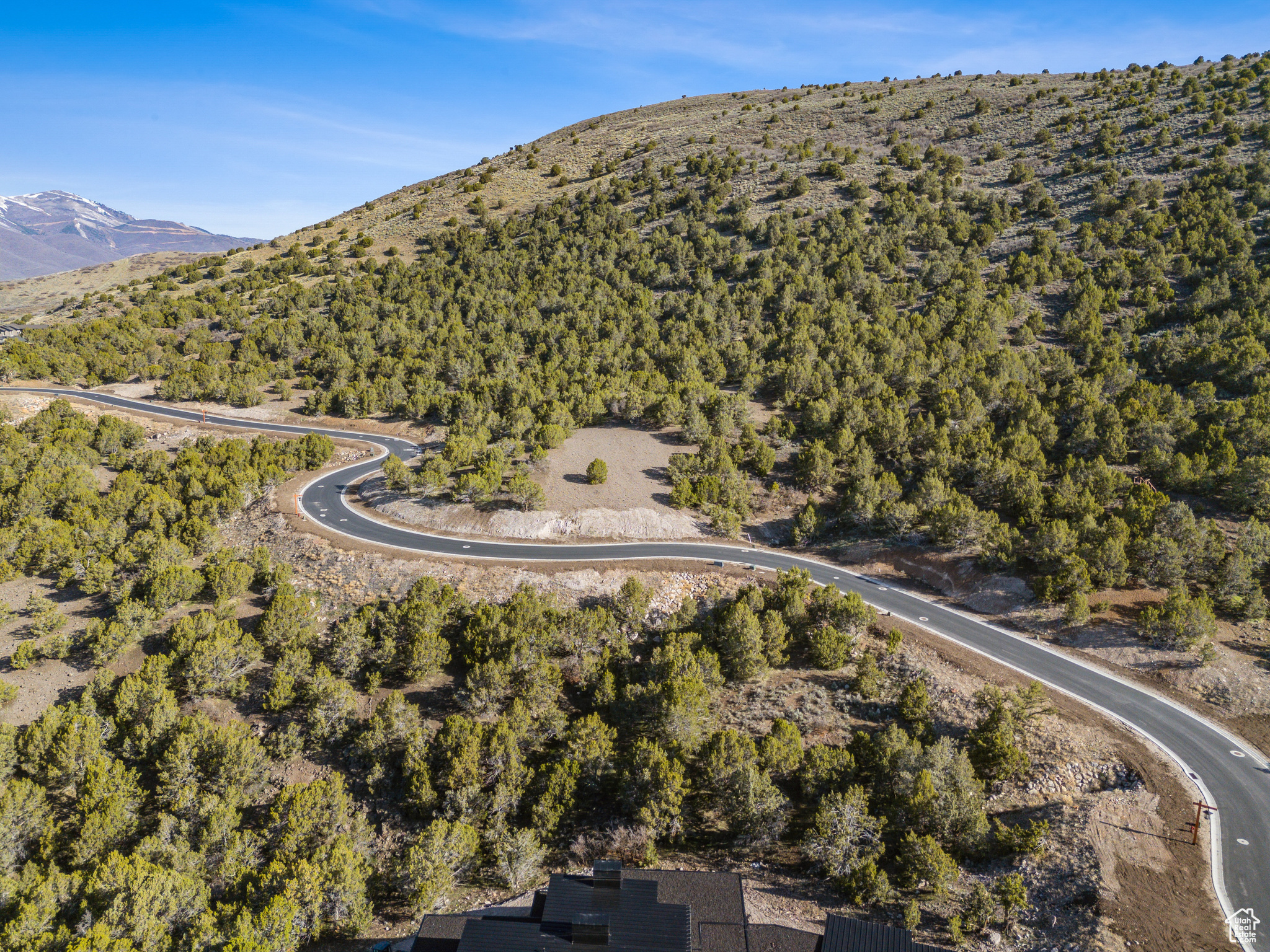 RED LEDGES - Land