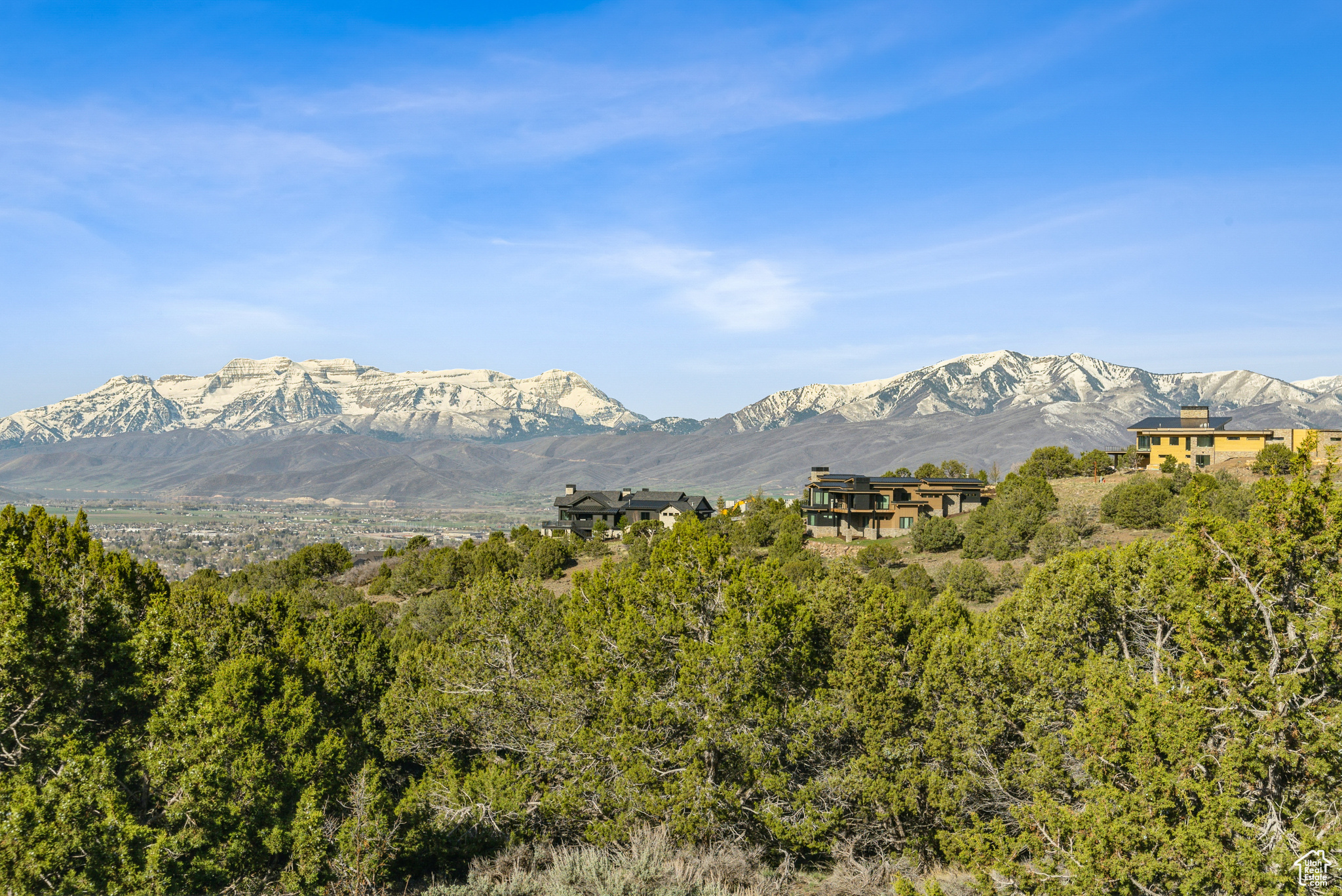 RED LEDGES - Land