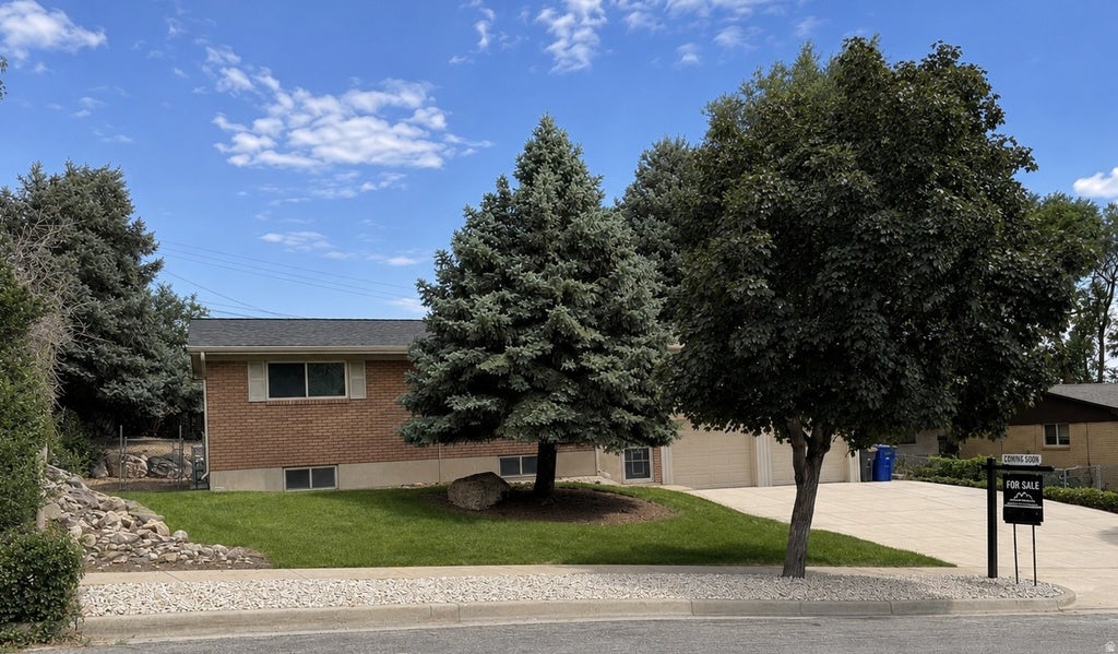 Photo of 1477 HARROP ST, Ogden, UT 84404 (MLS # 2171431)