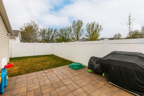 Tiny photo for 137 N 700 W, Spanish Fork, UT 84660 (MLS # 2147892)