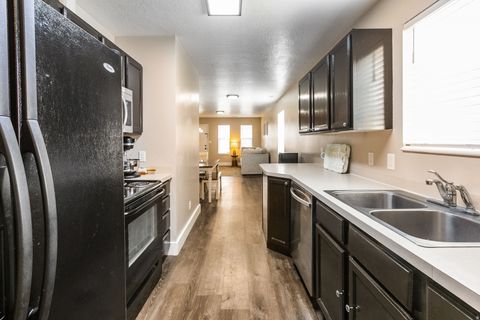 Tiny photo for 137 N 700 W, Spanish Fork, UT 84660 (MLS # 2147892)