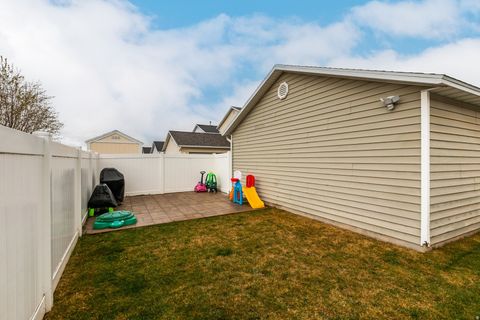 Tiny photo for 137 N 700 W, Spanish Fork, UT 84660 (MLS # 2147892)