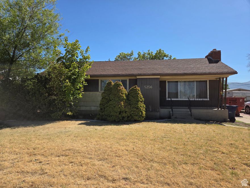 Multiple offers received. Highest and best to be 3:00pm tomorrow 10/04/2025 House needed works. Cash only. Investors and handyman opportunities. Home sold "as is".  Vacant, easy to show. Please text Agent and show.