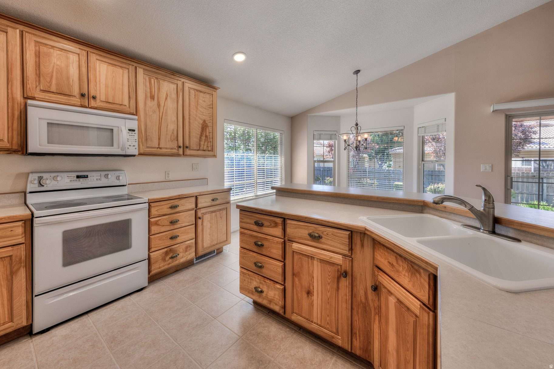 ORCHARD PLACE PHASE 1 - Residential