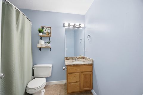 Tiny photo for 7939 N DUNDEE DR, Eagle Mountain, UT 84005 (MLS # 2142823)