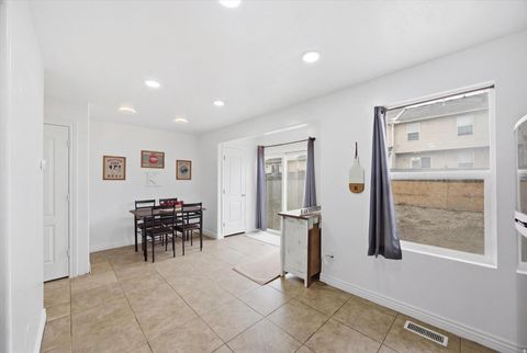 Tiny photo for 7939 N DUNDEE DR, Eagle Mountain, UT 84005 (MLS # 2142823)