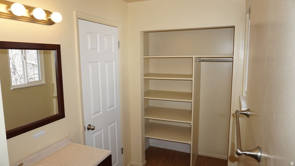 PARK RIDGE ESTATES P - Residential Income