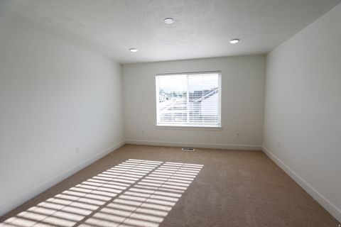 Tiny photo for 595 N 300 W, Smithfield, UT 84335 (MLS # 2127601)