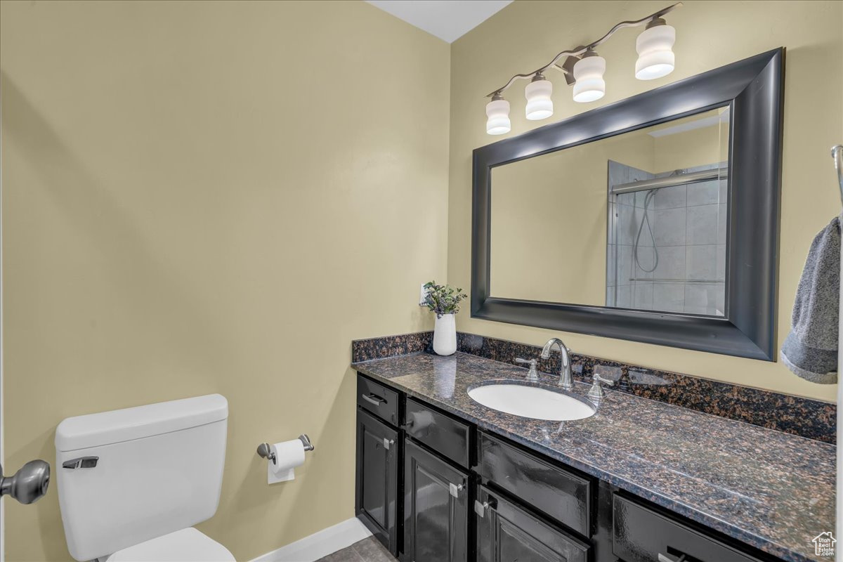 HOMESPUN VILLAGE - Residential