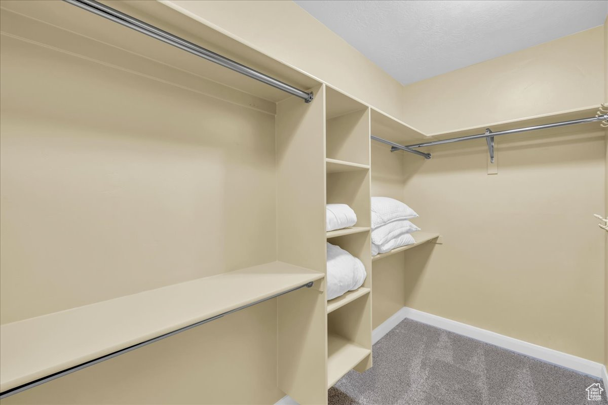 HOMESPUN VILLAGE - Residential