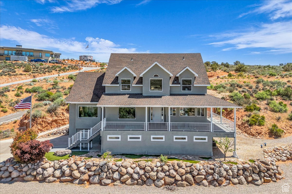 HOMESPUN VILLAGE - Residential