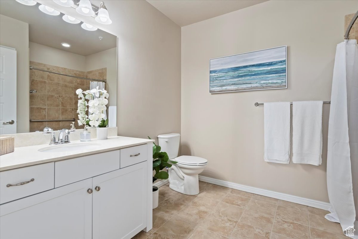 DAYBREAK GARDEN PARK - Residential