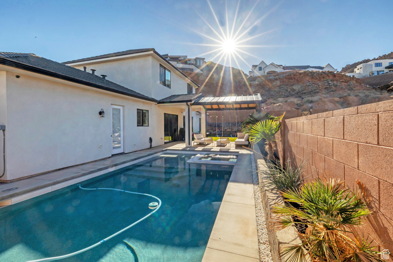 MAPLE ESTATES PH 3 - Residential