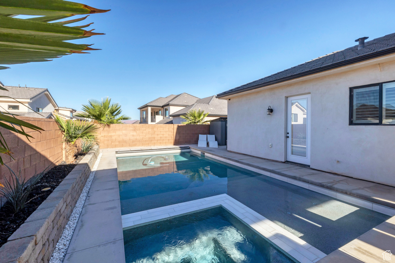 MAPLE ESTATES PH 3 - Residential