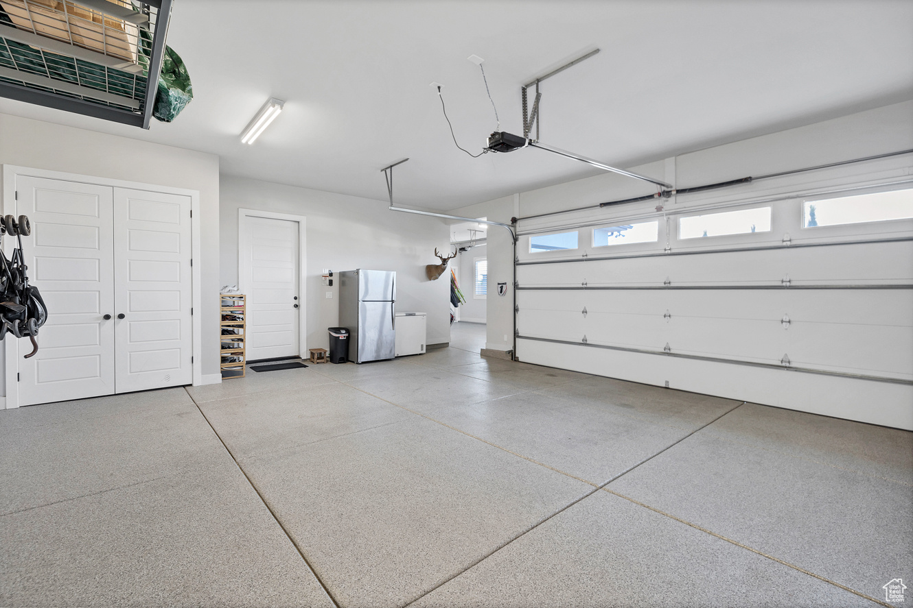 MAPLE ESTATES PH 3 - Residential