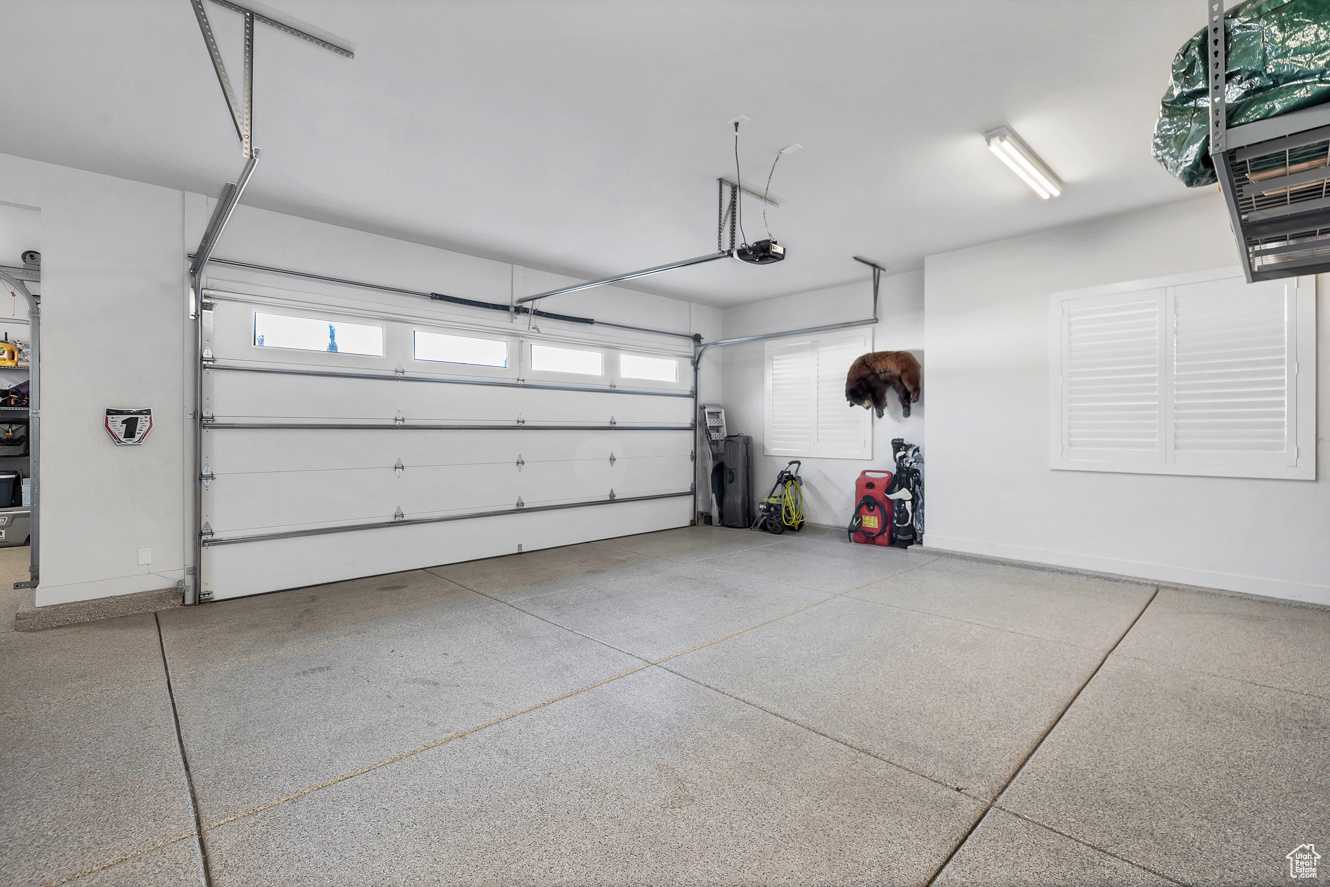 MAPLE ESTATES PH 3 - Residential