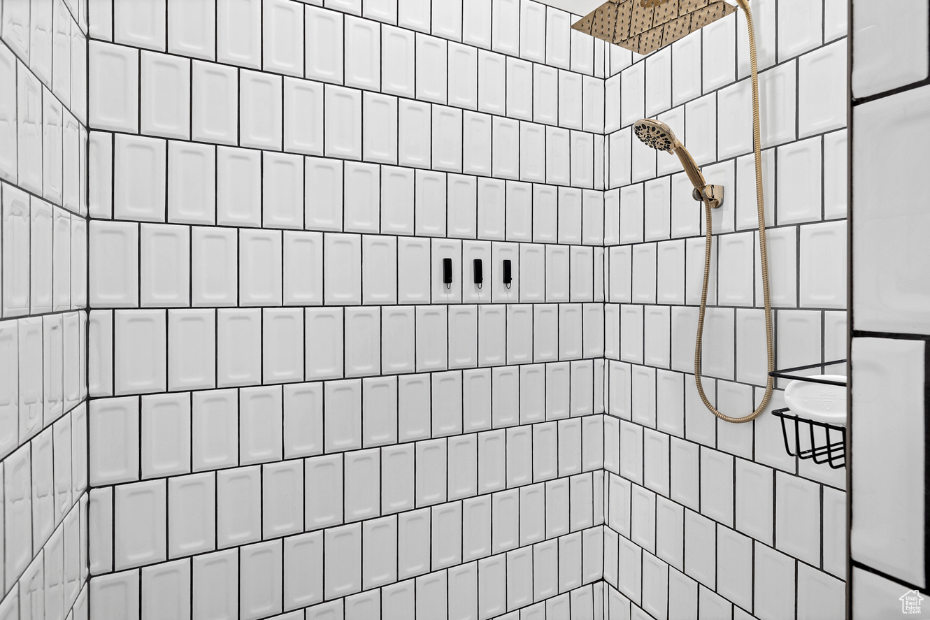 MAPLE ESTATES PH 3 - Residential