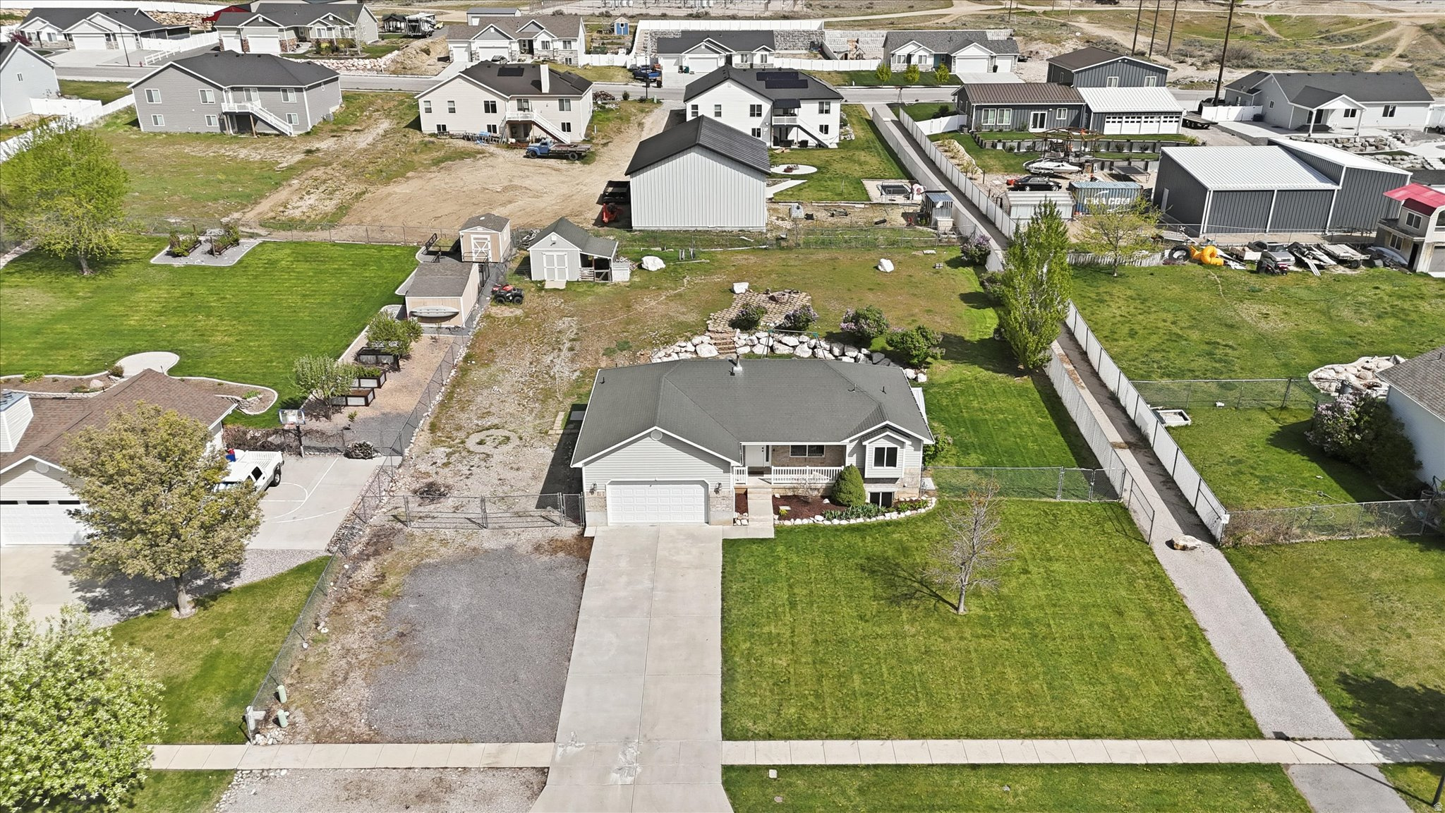 AMY ACRES - Residential