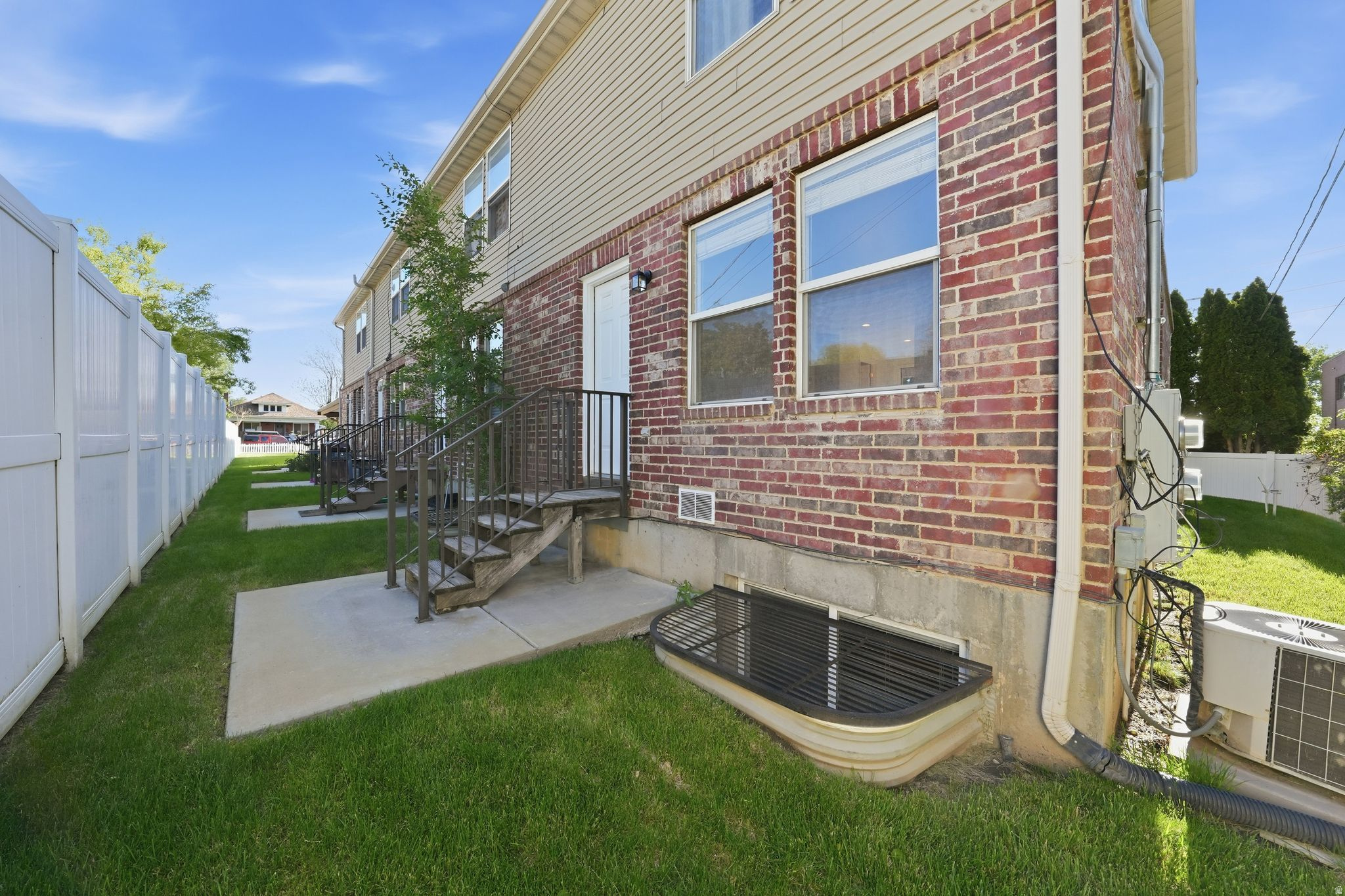 THIRD NORTH CONDOMIN - Residential