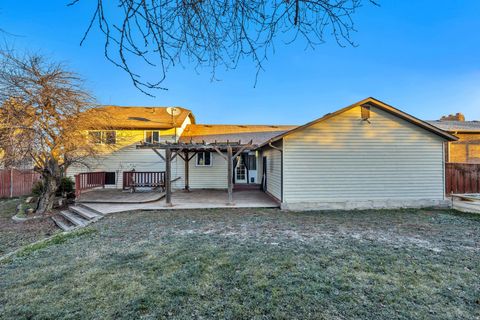 Tiny photo for 4021 W 5625 S, Roy, UT 84067 (MLS # 2133479)