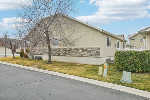Tiny photo for 1528 W TURTLE DOVE LN, West Jordan, UT 84088 (MLS # 2139770)