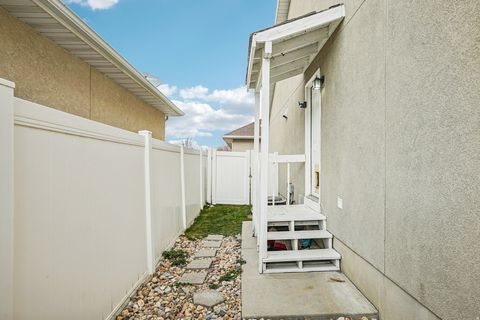 Tiny photo for 1528 W TURTLE DOVE LN, West Jordan, UT 84088 (MLS # 2139770)