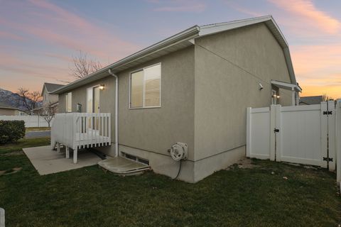 Tiny photo for 1528 W TURTLE DOVE LN, West Jordan, UT 84088 (MLS # 2139770)
