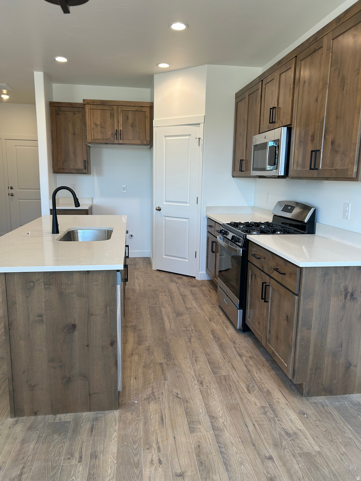 HIATT CREEK - Residential