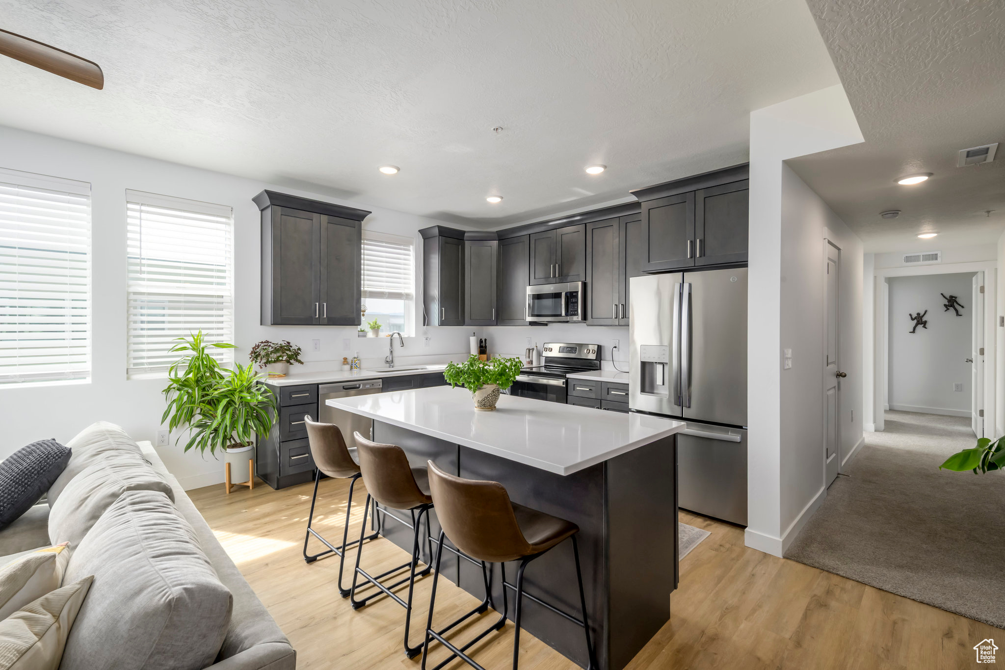 JORDAN HEIGHTS - Residential