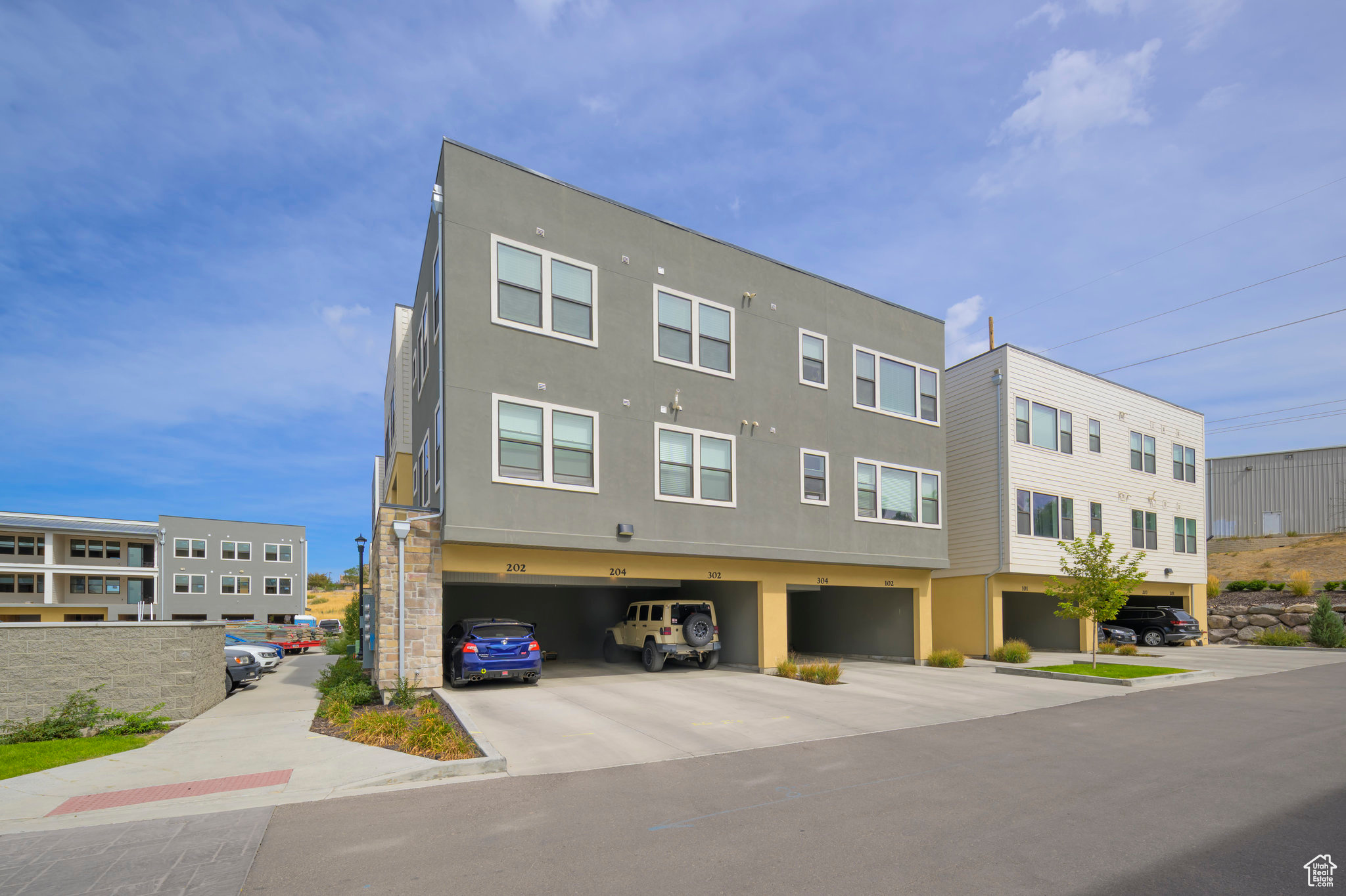 JORDAN HEIGHTS - Residential