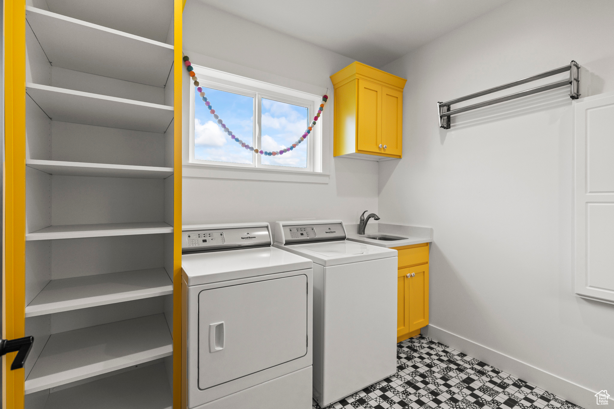 NORTH MEADOW - Residential