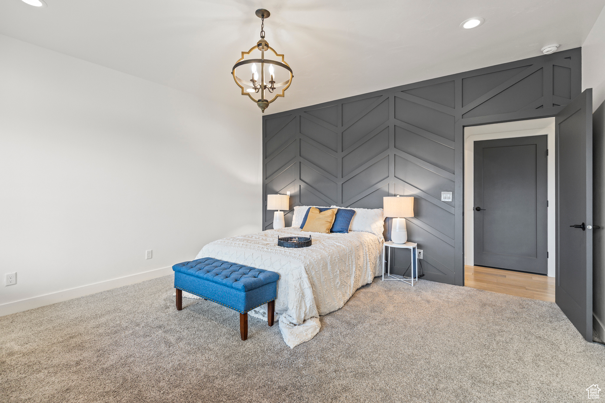 NORTH MEADOW - Residential