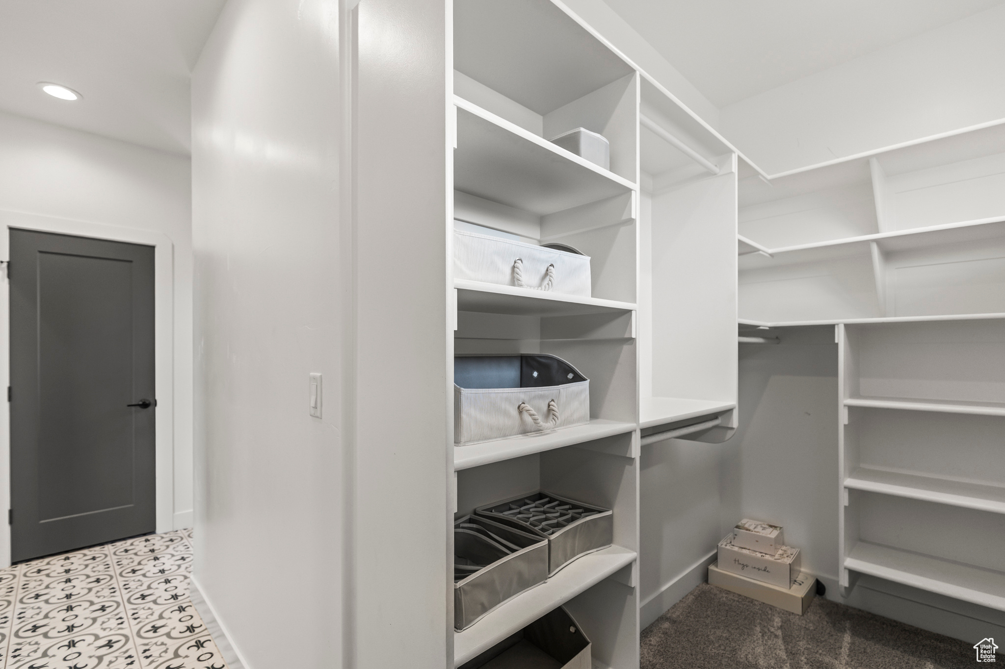 NORTH MEADOW - Residential