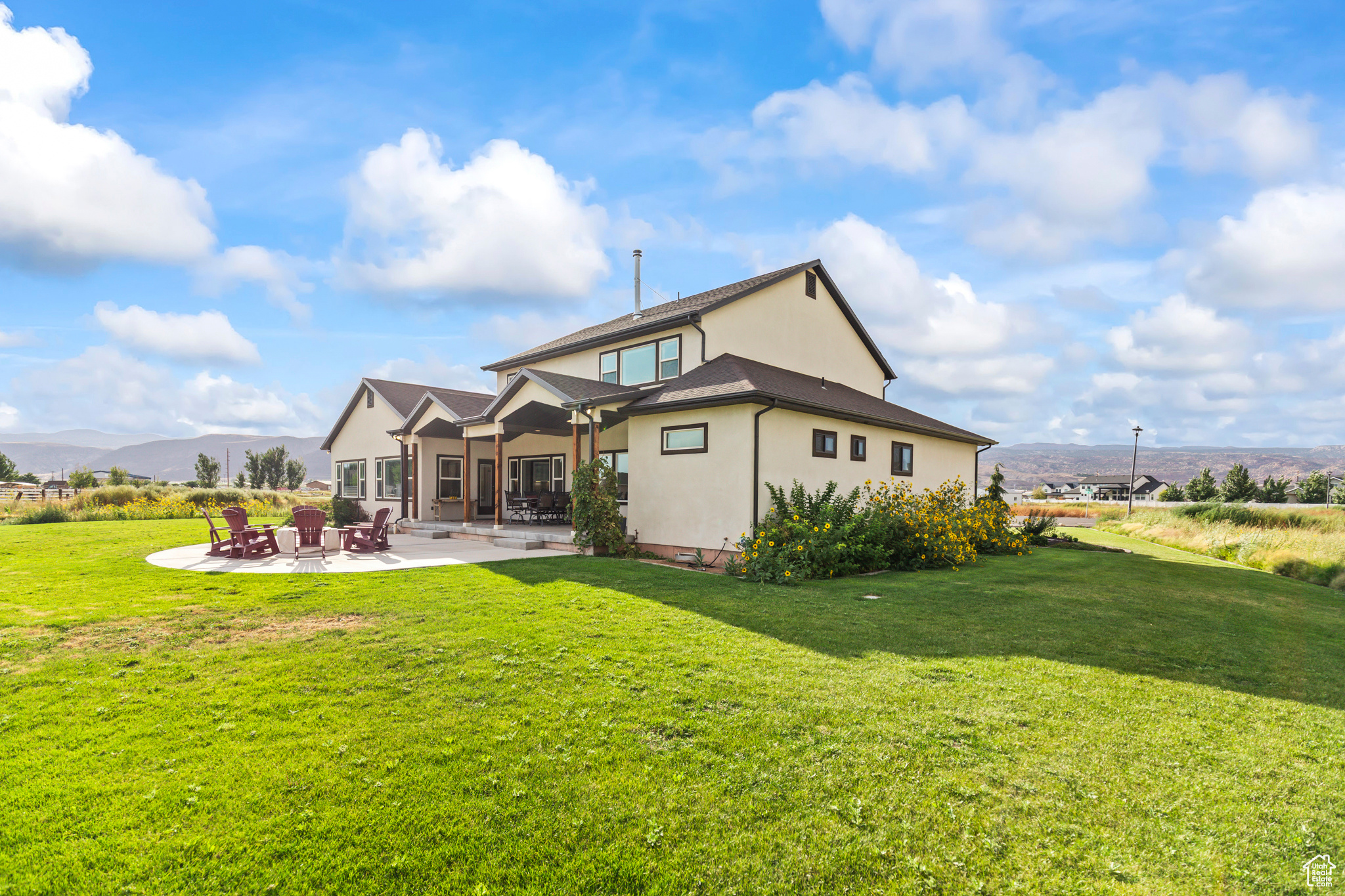 NORTH MEADOW - Residential