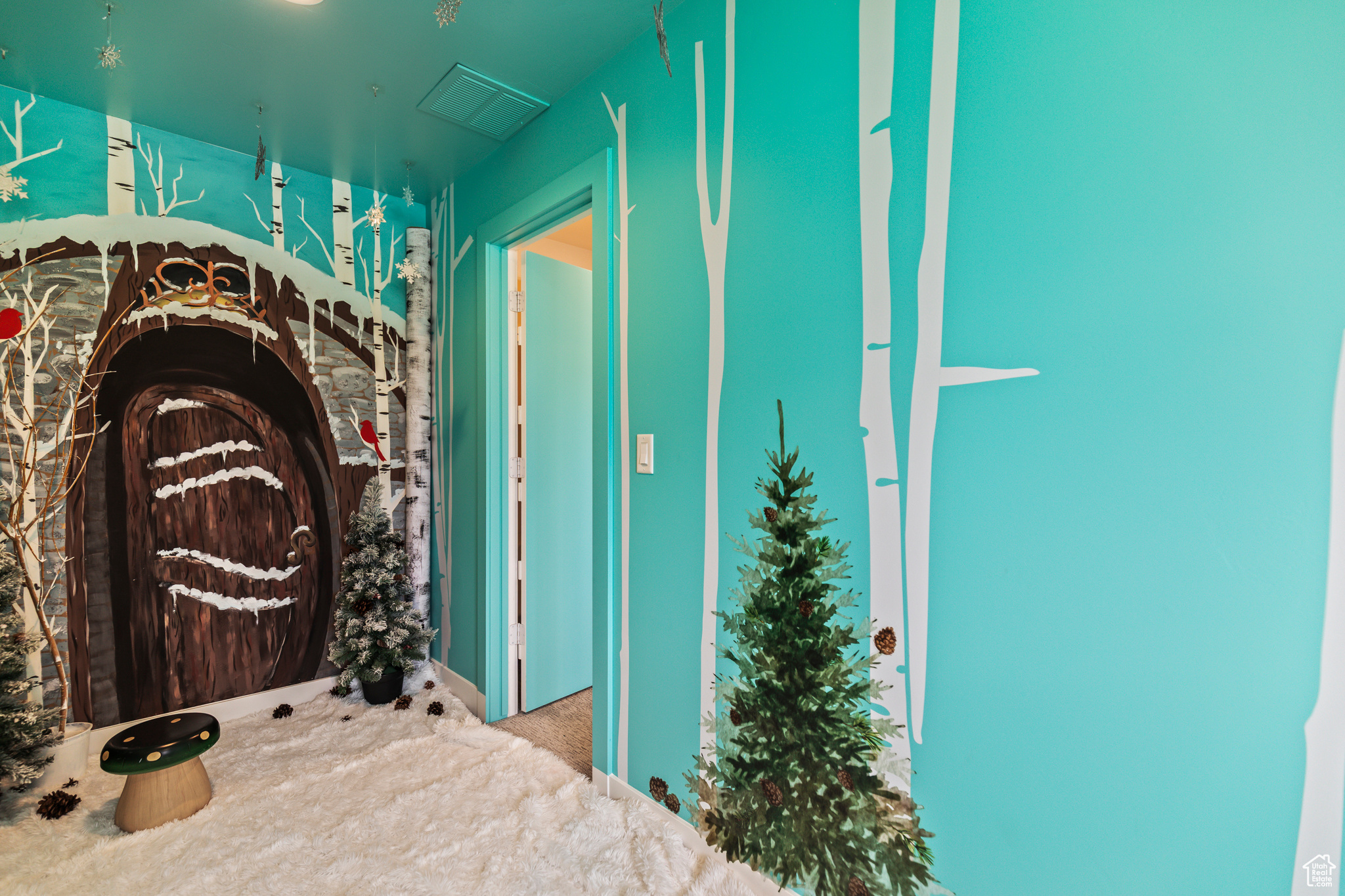 NORTH MEADOW - Residential