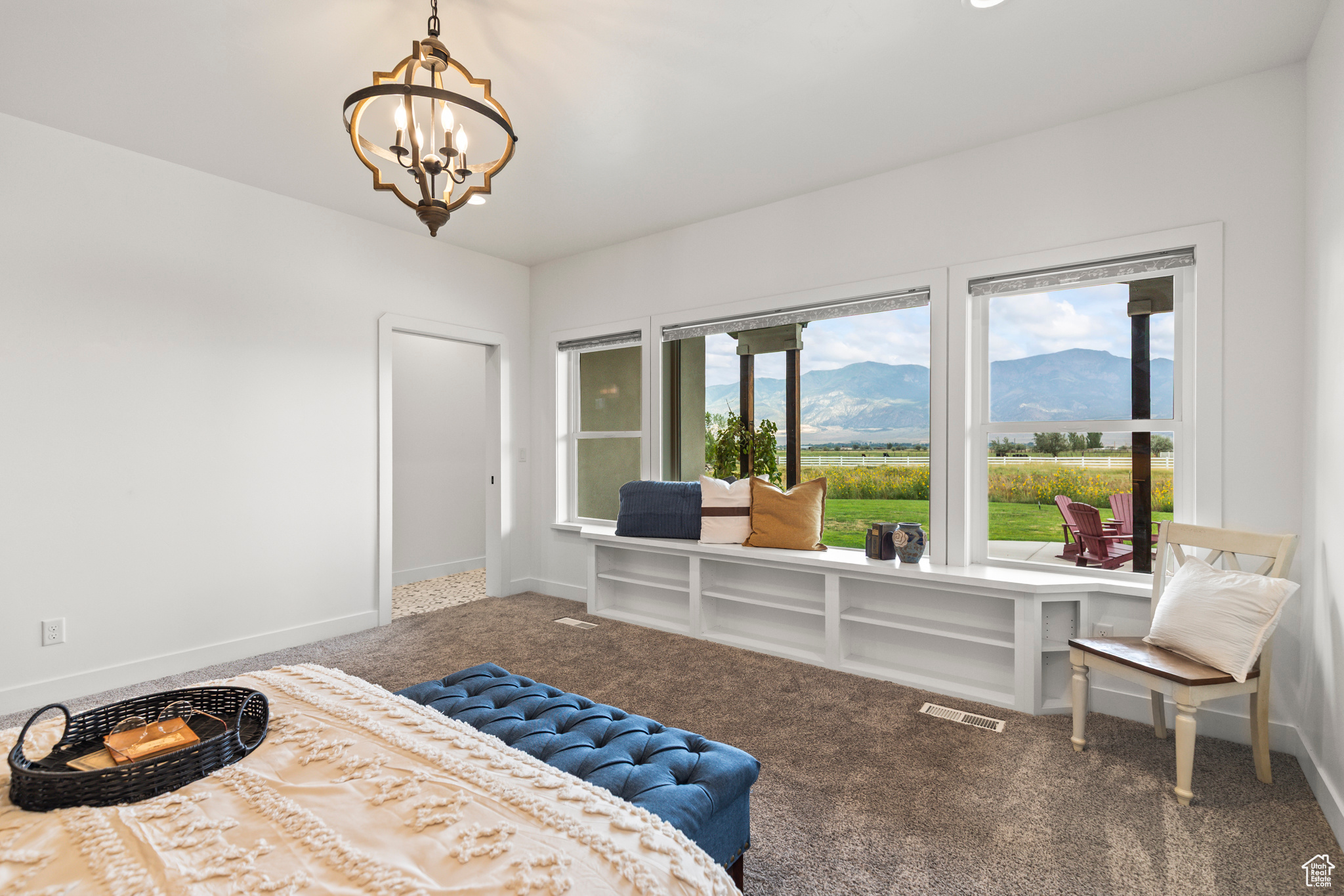 NORTH MEADOW - Residential