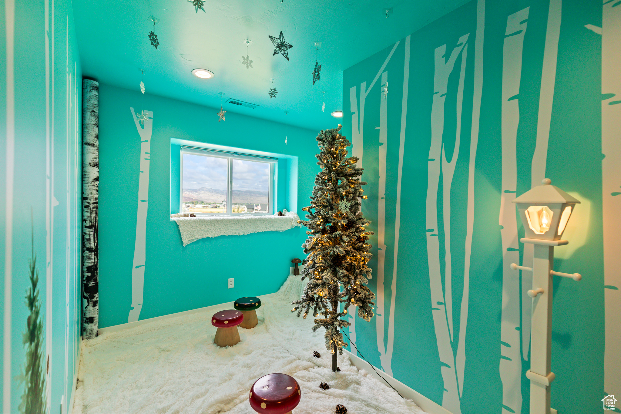 NORTH MEADOW - Residential