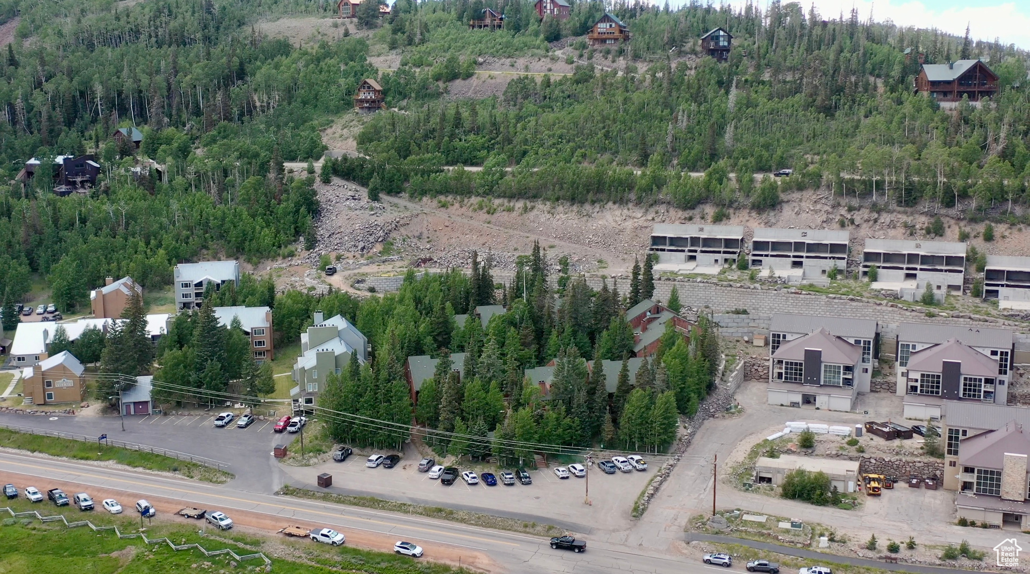 ASPEN CONDOS - Residential