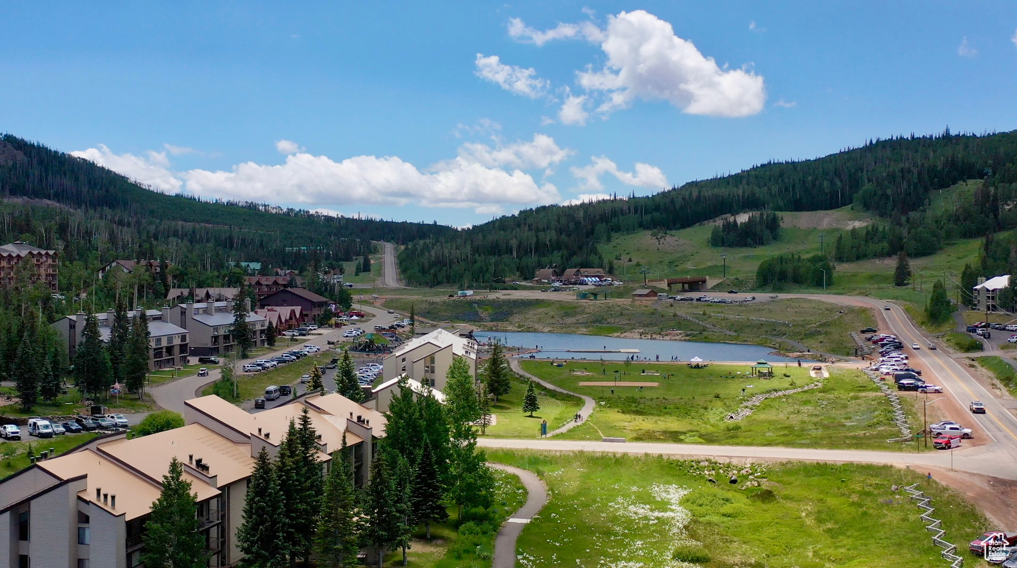 ASPEN CONDOS - Residential