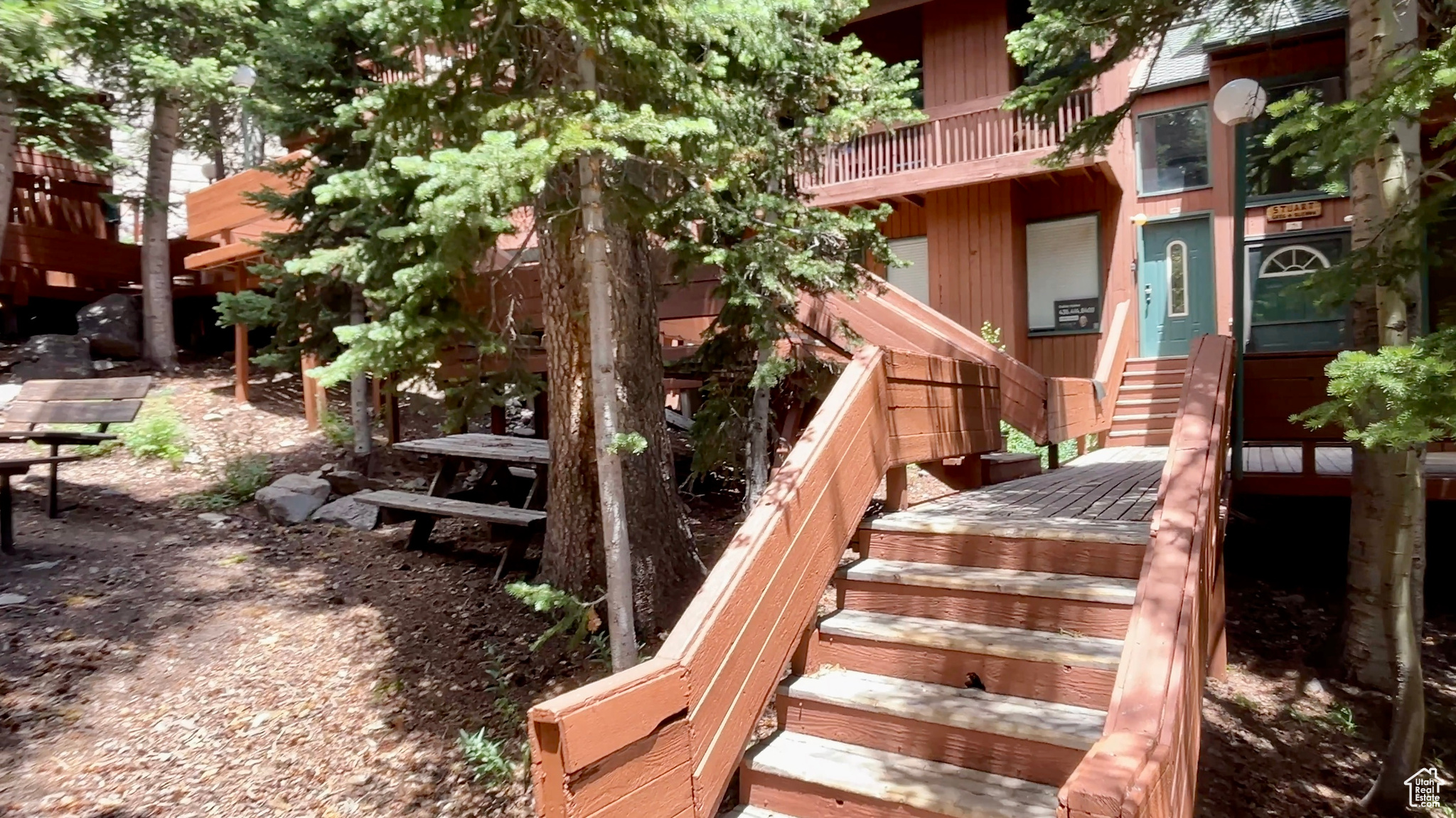 ASPEN CONDOS - Residential