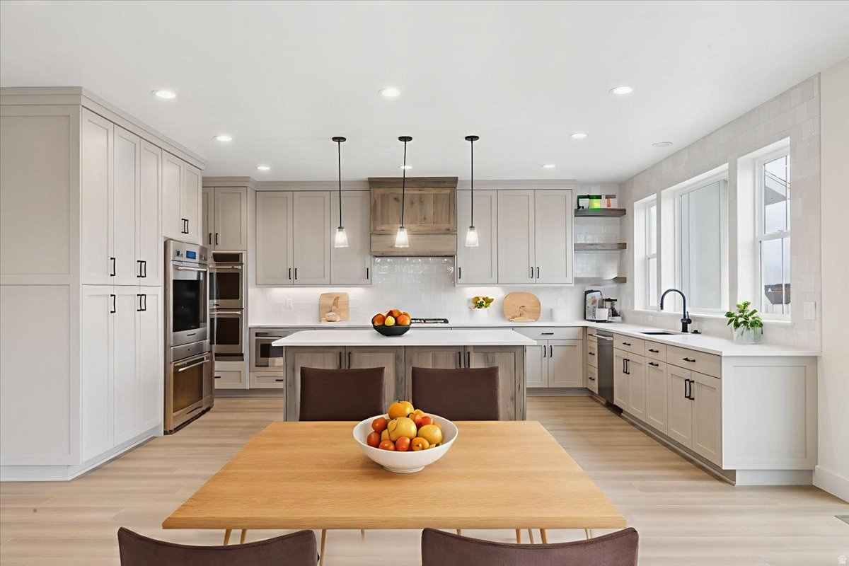 BEACON POINTE - Residential